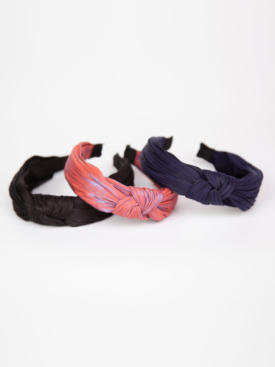 Knotted headband | Satin pleats